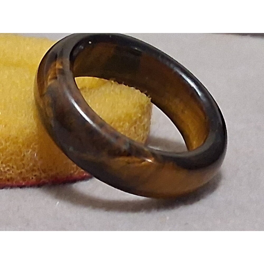 Tiger's eye polished band, solid gemstone ring. Unisex size 6.5